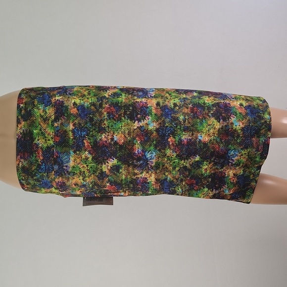 NWT LuLaRoe Cassie Midi skirt, Size 3XL - Picture 7 of 16